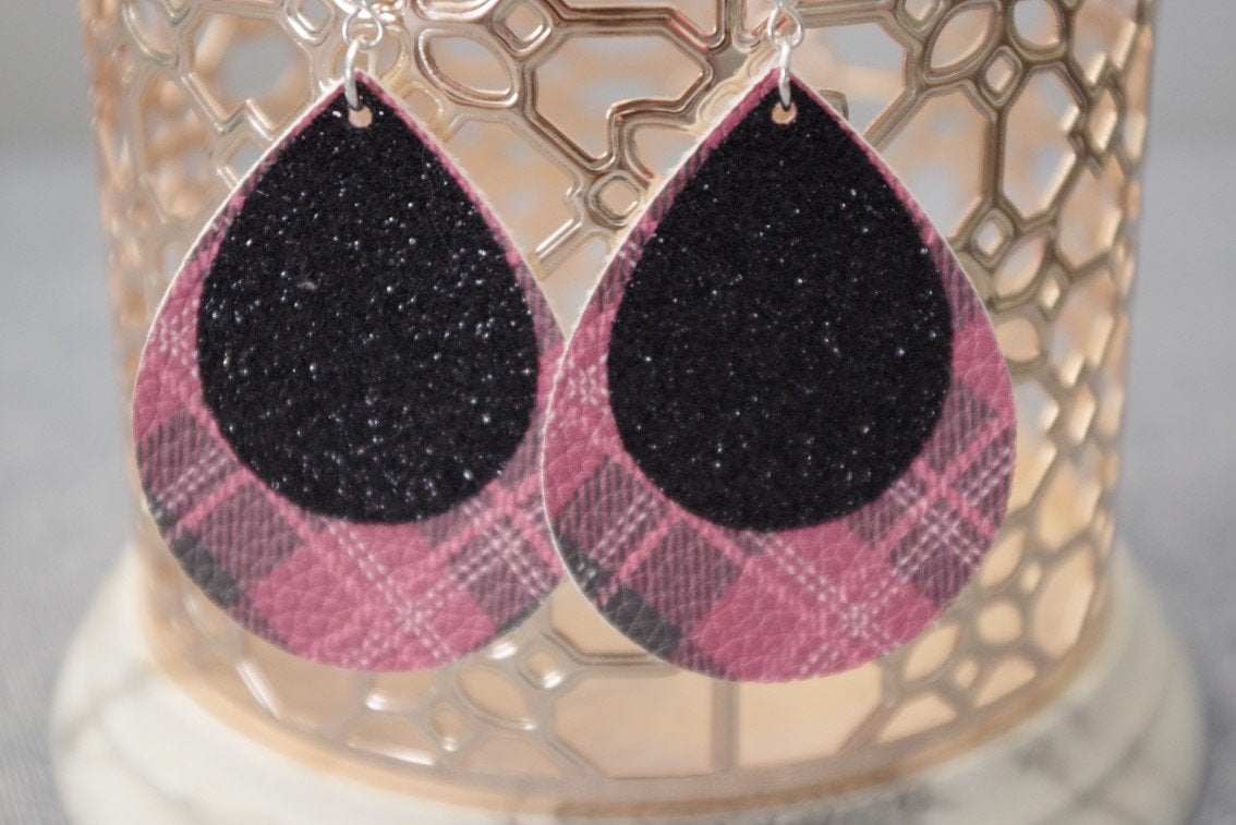Diagonal Pink/Grey Plaid with Black Glitter Teardrop Earrings